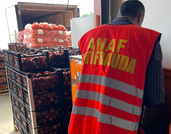 ATENTIE! Inspectorii ANAF–Antifrauda si ANSVSA controleaza comertul de legume-fructe