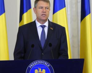 Legea privind anularea unor obligatii fiscale pentru reincadrarea activitatii independente in activitate dependenta a fost promulgata de presedintele Iohannis